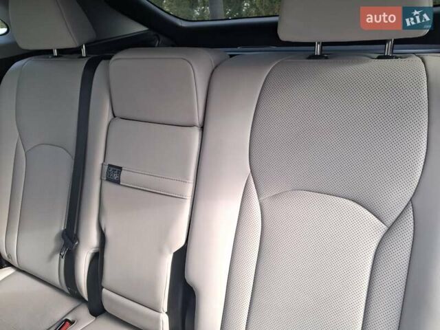 Серый Лексус РХ, объемом двигателя 3.46 л и пробегом 47 тыс. км за 47900 $, фото 12 на Automoto.ua