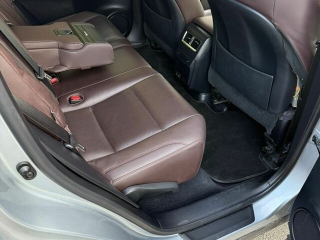 Сірий Лексус РХ, об'ємом двигуна 2 л та пробігом 33 тис. км за 26500 $, фото 11 на Automoto.ua