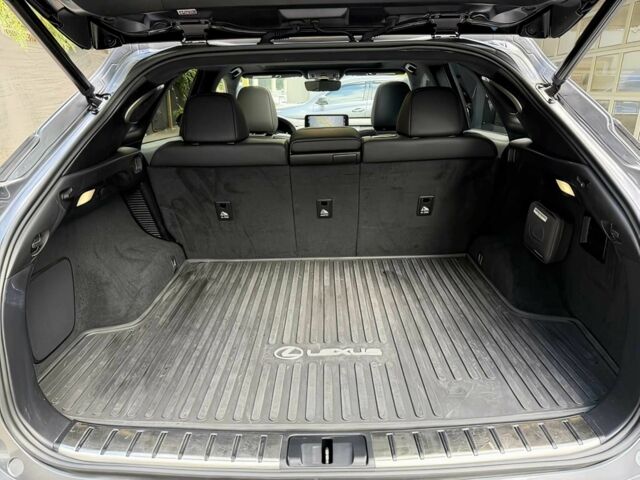 Серый Лексус РХ, объемом двигателя 3.5 л и пробегом 22 тыс. км за 22100 $, фото 16 на Automoto.ua