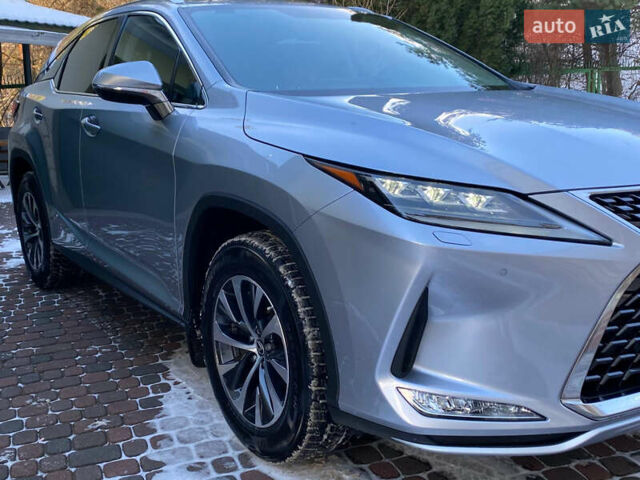 Сірий Лексус РХ, об'ємом двигуна 2 л та пробігом 27 тис. км за 49500 $, фото 1 на Automoto.ua