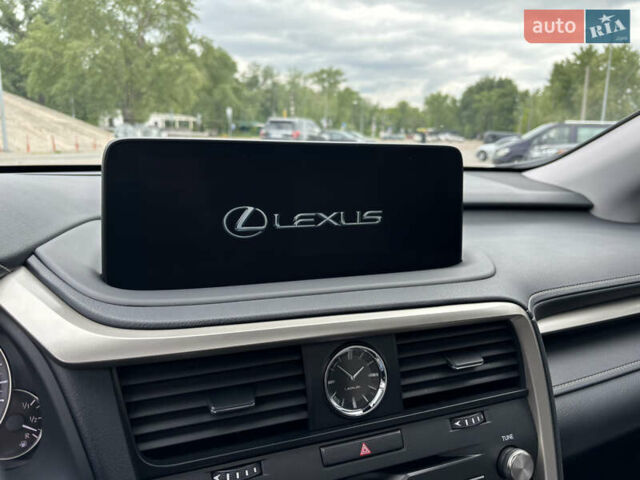 Серый Лексус РХ, объемом двигателя 3.46 л и пробегом 46 тыс. км за 57500 $, фото 13 на Automoto.ua