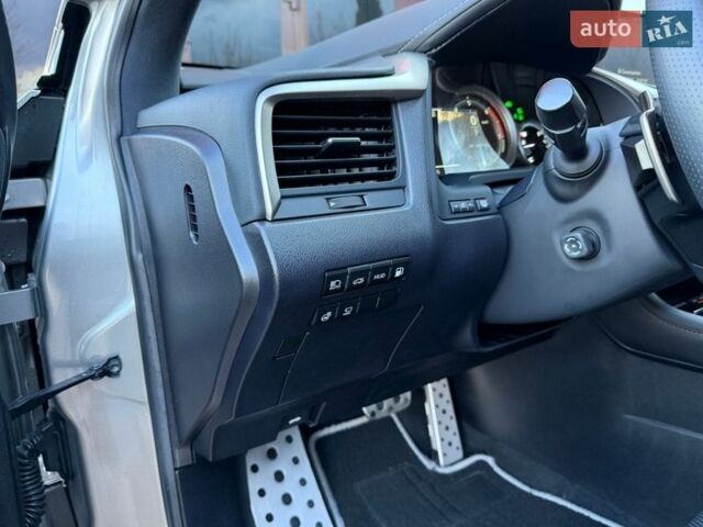 Сірий Лексус РХ, об'ємом двигуна 3.5 л та пробігом 66 тис. км за 54500 $, фото 21 на Automoto.ua