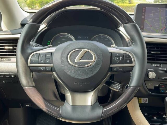 Сірий Лексус РХ, об'ємом двигуна 0 л та пробігом 36 тис. км за 37000 $, фото 9 на Automoto.ua