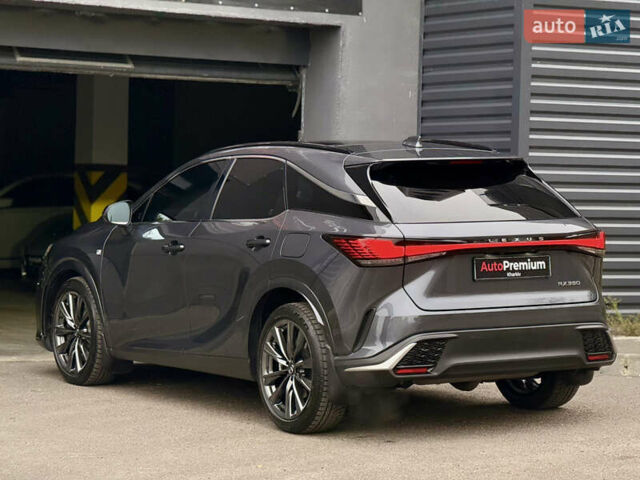 Серый Лексус РХ, объемом двигателя 2.4 л и пробегом 62 тыс. км за 67500 $, фото 5 на Automoto.ua