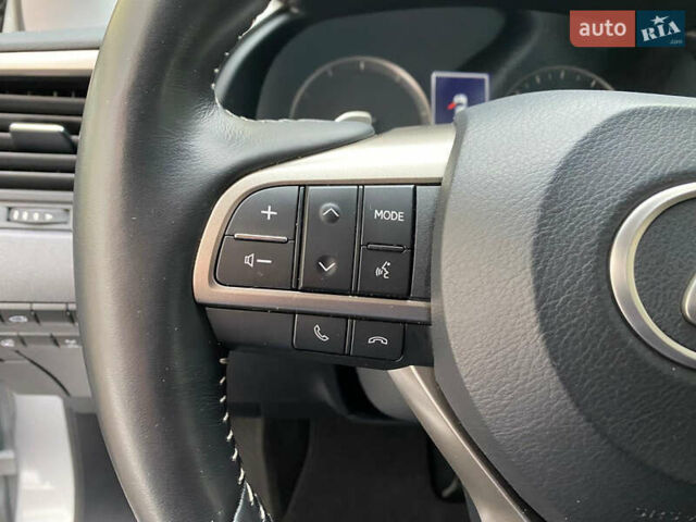 Сірий Лексус РХ, об'ємом двигуна 2 л та пробігом 27 тис. км за 49500 $, фото 6 на Automoto.ua