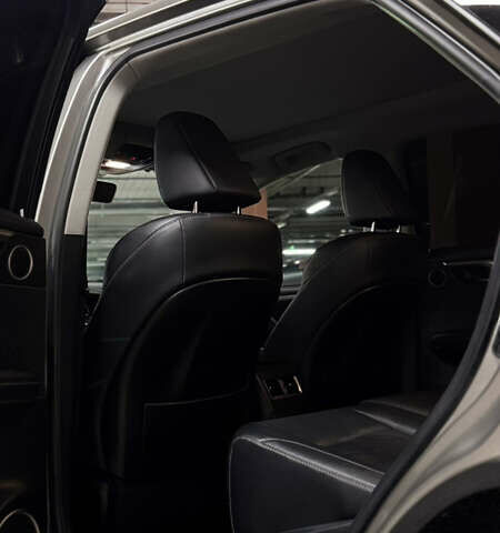 Серый Лексус РХ, объемом двигателя 3.46 л и пробегом 17 тыс. км за 57000 $, фото 27 на Automoto.ua