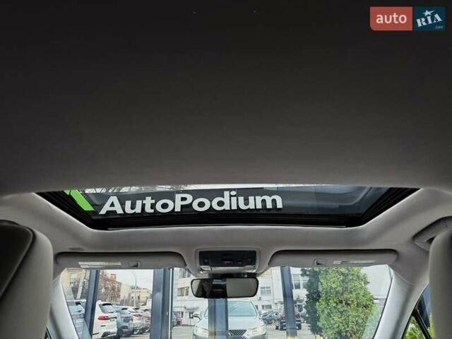 Сірий Лексус РХ, об'ємом двигуна 3.5 л та пробігом 48 тис. км за 56499 $, фото 37 на Automoto.ua