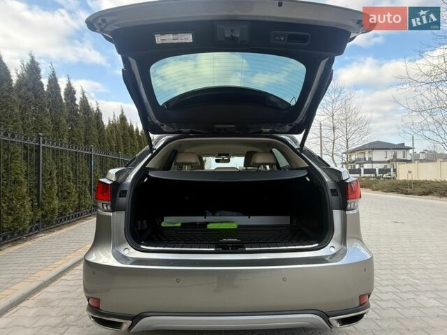 Сірий Лексус РХ, об'ємом двигуна 2 л та пробігом 20 тис. км за 51500 $, фото 9 на Automoto.ua