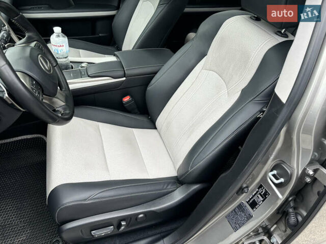 Серый Лексус РХ, объемом двигателя 3.46 л и пробегом 46 тыс. км за 57500 $, фото 8 на Automoto.ua