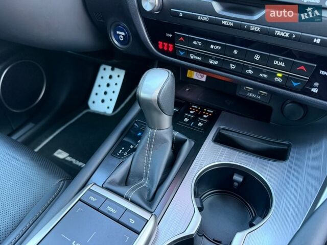 Сірий Лексус РХ, об'ємом двигуна 3.5 л та пробігом 66 тис. км за 54500 $, фото 40 на Automoto.ua