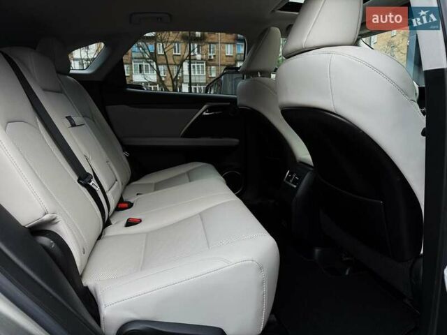 Сірий Лексус РХ, об'ємом двигуна 3.5 л та пробігом 48 тис. км за 56499 $, фото 34 на Automoto.ua