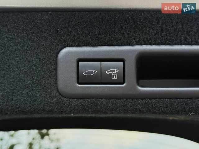 Сірий Лексус РХ, об'ємом двигуна 3.5 л та пробігом 48 тис. км за 55999 $, фото 27 на Automoto.ua