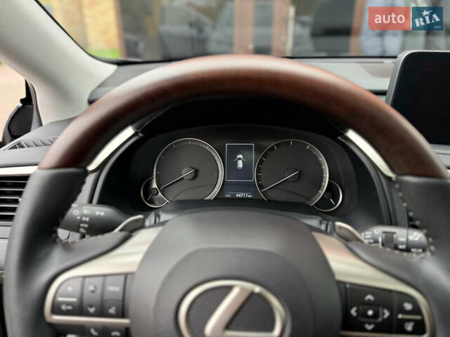 Лексус РХ 2022 в Черкассах на Automoto.ua Серый Лексус РХ, объемом двигателя 3.46 л и пробегом 40 тыс. км за 46500 $, фото 56 на Automoto.ua