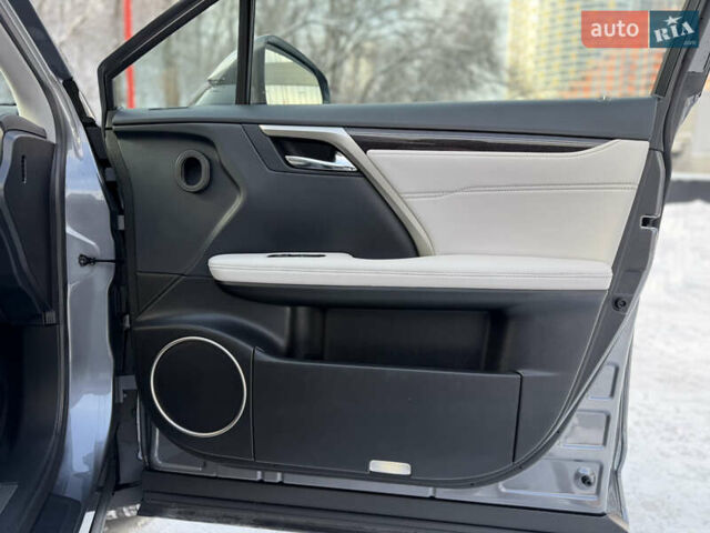 Серый Лексус РХ, объемом двигателя 3.5 л и пробегом 25 тыс. км за 46990 $, фото 77 на Automoto.ua