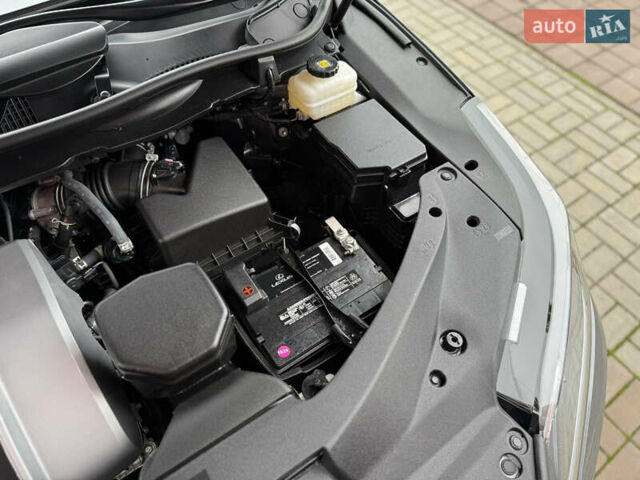 Лексус РХ 2022 в Черкассах на Automoto.ua Серый Лексус РХ, объемом двигателя 3.46 л и пробегом 40 тыс. км за 46500 $, фото 51 на Automoto.ua
