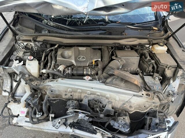 Сірий Лексус РХ, об'ємом двигуна 2 л та пробігом 33 тис. км за 26500 $, фото 19 на Automoto.ua