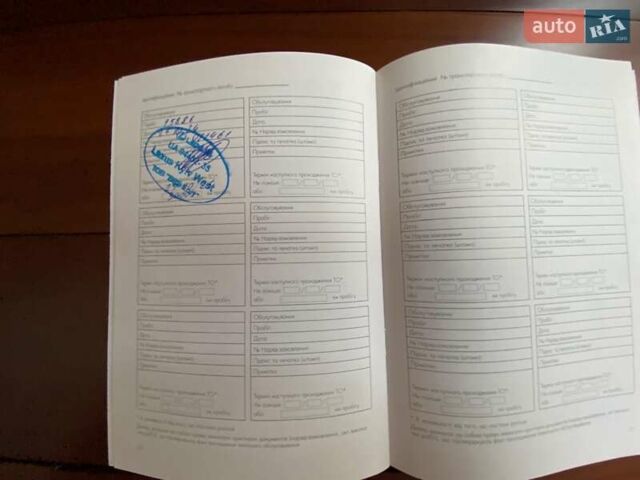 Сірий Лексус РХ, об'ємом двигуна 2 л та пробігом 27 тис. км за 49500 $, фото 39 на Automoto.ua