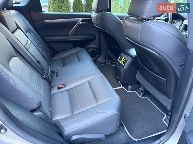 Сірий Лексус РХ, об'ємом двигуна 3.5 л та пробігом 66 тис. км за 54500 $, фото 33 на Automoto.ua