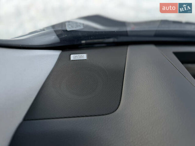 Серый Лексус РХ, объемом двигателя 3.5 л и пробегом 25 тыс. км за 46990 $, фото 58 на Automoto.ua