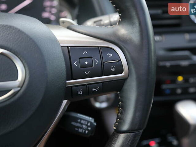 Лексус РХ 2022 в Киеве на Automoto.ua Серый Лексус РХ, объемом двигателя 3.46 л и пробегом 46 тыс. км за 55900 $, фото 26 на Automoto.ua
