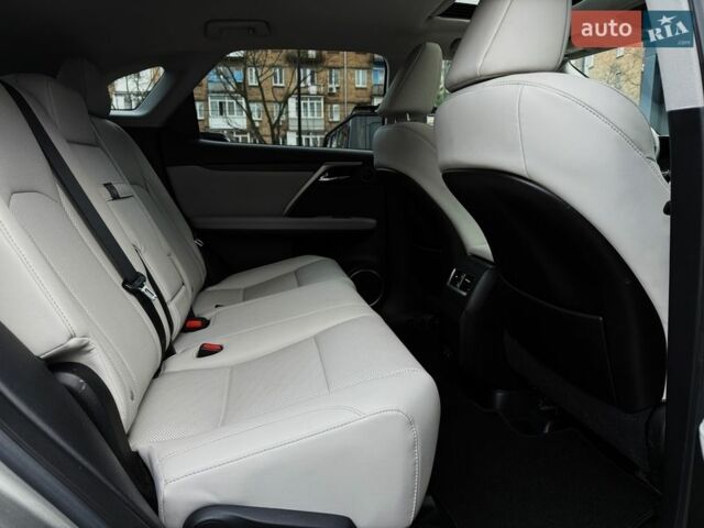 Сірий Лексус РХ, об'ємом двигуна 3.5 л та пробігом 48 тис. км за 55999 $, фото 34 на Automoto.ua
