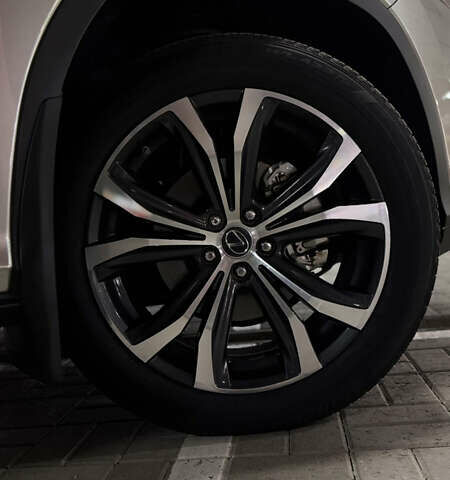 Серый Лексус РХ, объемом двигателя 3.46 л и пробегом 17 тыс. км за 57000 $, фото 9 на Automoto.ua