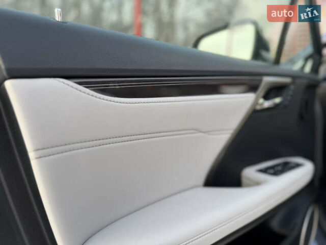 Серый Лексус РХ, объемом двигателя 3.5 л и пробегом 25 тыс. км за 46990 $, фото 46 на Automoto.ua