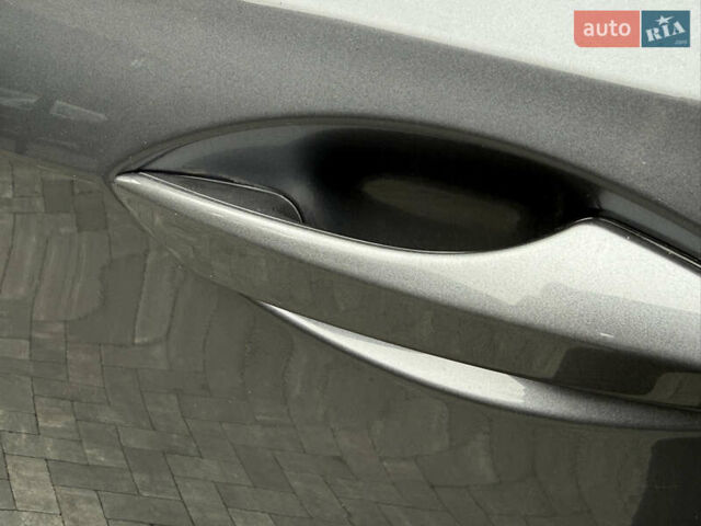 Серый Лексус РХ, объемом двигателя 3.46 л и пробегом 18 тыс. км за 53000 $, фото 48 на Automoto.ua