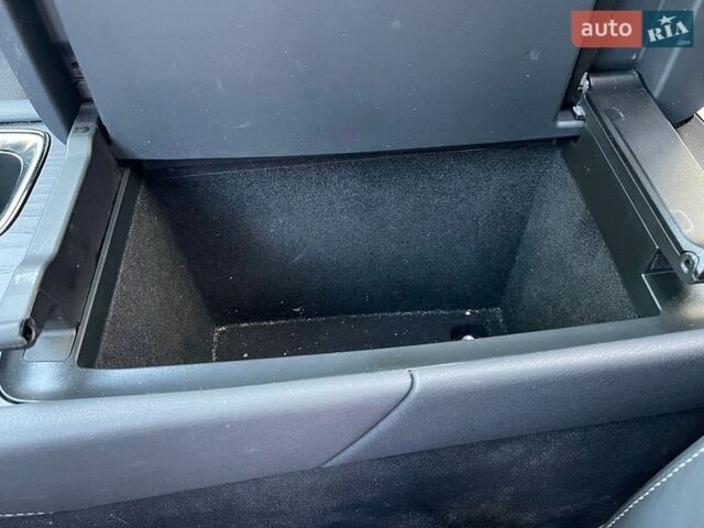 Серый Лексус РХ, объемом двигателя 2.5 л и пробегом 120 тыс. км за 63000 $, фото 20 на Automoto.ua