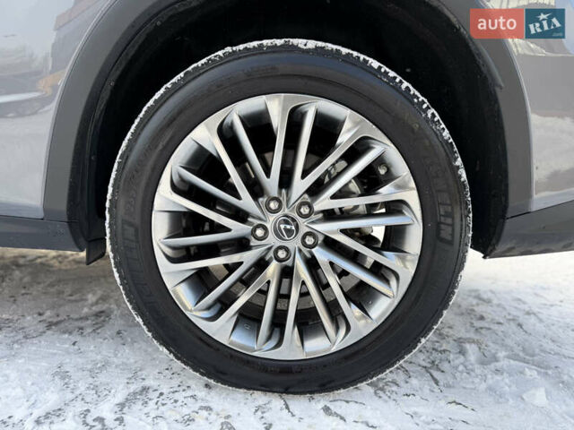 Серый Лексус РХ, объемом двигателя 3.5 л и пробегом 25 тыс. км за 46990 $, фото 10 на Automoto.ua