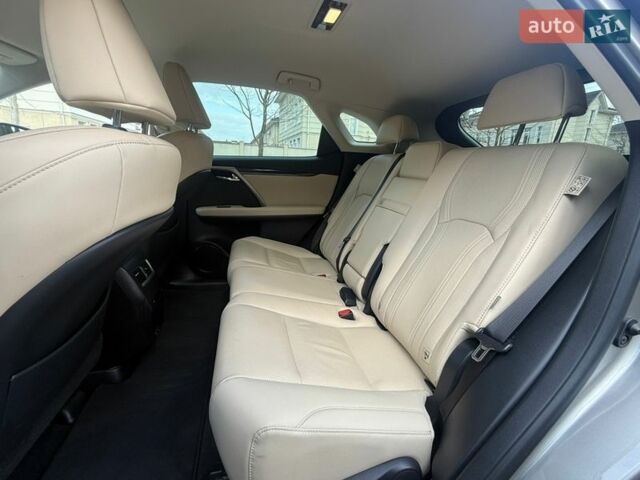 Сірий Лексус РХ, об'ємом двигуна 2 л та пробігом 20 тис. км за 51500 $, фото 20 на Automoto.ua
