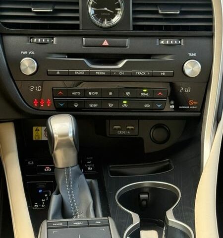 Сірий Лексус РХ, об'ємом двигуна 2 л та пробігом 20 тис. км за 51500 $, фото 15 на Automoto.ua