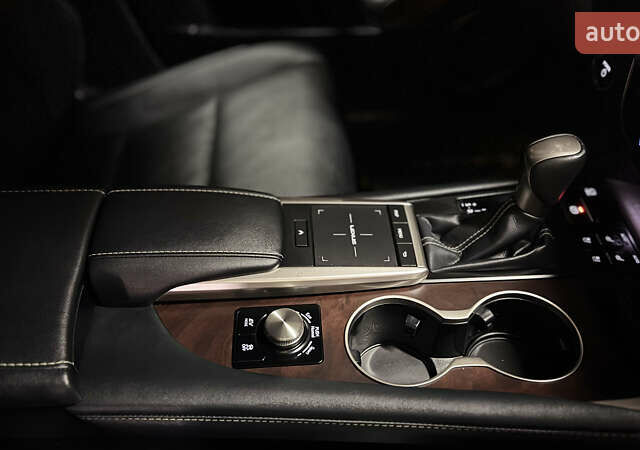 Серый Лексус РХ, объемом двигателя 3.46 л и пробегом 17 тыс. км за 57000 $, фото 19 на Automoto.ua