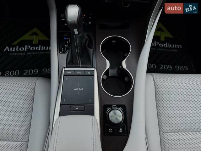 Сірий Лексус РХ, об'ємом двигуна 3.5 л та пробігом 48 тис. км за 56499 $, фото 41 на Automoto.ua