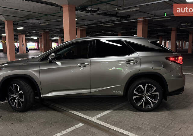 Серый Лексус РХ, объемом двигателя 3.46 л и пробегом 17 тыс. км за 57000 $, фото 2 на Automoto.ua