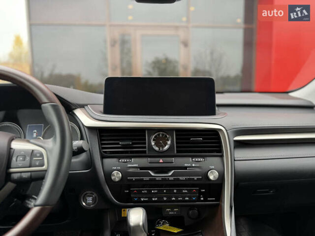 Лексус РХ 2022 в Черкассах на Automoto.ua Серый Лексус РХ, объемом двигателя 3.46 л и пробегом 40 тыс. км за 46500 $, фото 40 на Automoto.ua