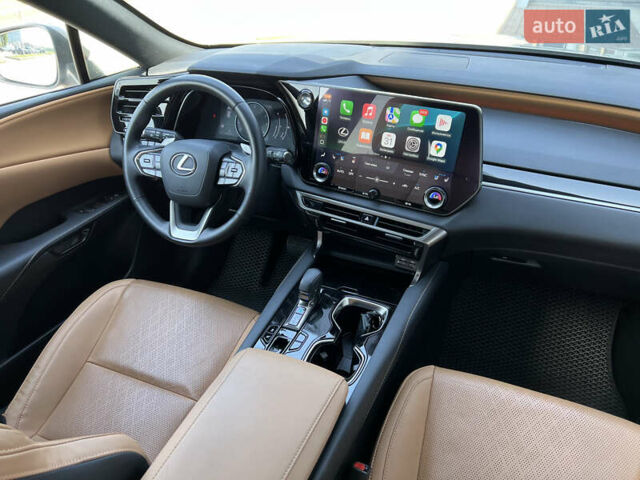 Сірий Лексус РХ, об'ємом двигуна 2.39 л та пробігом 20 тис. км за 70500 $, фото 47 на Automoto.ua