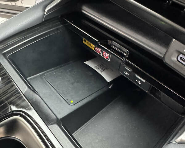 Серый Лексус РХ, объемом двигателя 2.39 л и пробегом 40 тыс. км за 63999 $, фото 60 на Automoto.ua