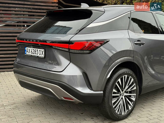 Сірий Лексус РХ, об'ємом двигуна 2.39 л та пробігом 32 тис. км за 56500 $, фото 9 на Automoto.ua