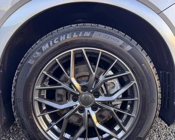 Серый Лексус РХ, объемом двигателя 2.49 л и пробегом 33 тыс. км за 68000 $, фото 23 на Automoto.ua