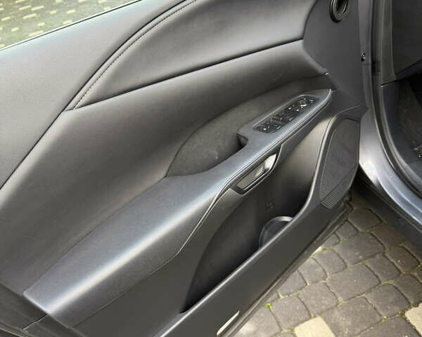 Сірий Лексус РХ, об'ємом двигуна 2.49 л та пробігом 65 тис. км за 67000 $, фото 19 на Automoto.ua