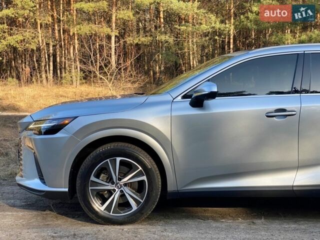 Серый Лексус РХ, объемом двигателя 2.5 л и пробегом 33 тыс. км за 63500 $, фото 12 на Automoto.ua