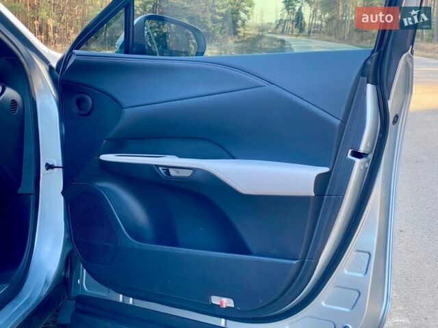 Серый Лексус РХ, объемом двигателя 2.5 л и пробегом 33 тыс. км за 63500 $, фото 16 на Automoto.ua