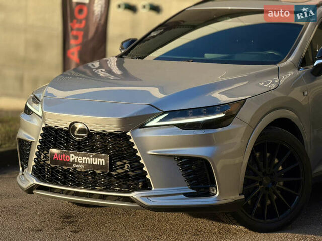 Серый Лексус РХ, объемом двигателя 2.4 л и пробегом 45 тыс. км за 64500 $, фото 1 на Automoto.ua
