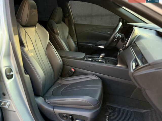 Серый Лексус РХ, объемом двигателя 2.4 л и пробегом 45 тыс. км за 64500 $, фото 17 на Automoto.ua