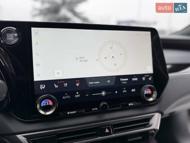 Серый Лексус РХ, объемом двигателя 2.39 л и пробегом 51 тыс. км за 59999 $, фото 15 на Automoto.ua