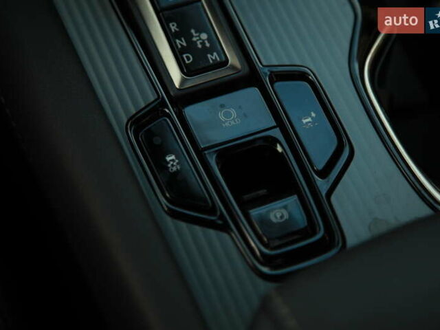 Сірий Лексус РХ, об'ємом двигуна 2.39 л та пробігом 16 тис. км за 77000 $, фото 27 на Automoto.ua