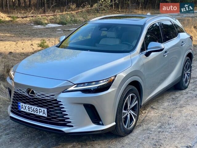 Серый Лексус РХ, объемом двигателя 2.5 л и пробегом 33 тыс. км за 63500 $, фото 1 на Automoto.ua