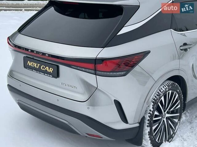 Серый Лексус РХ, объемом двигателя 2.5 л и пробегом 26 тыс. км за 82000 $, фото 6 на Automoto.ua