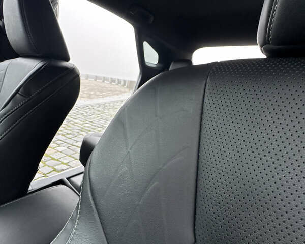 Серый Лексус РХ, объемом двигателя 2.39 л и пробегом 40 тыс. км за 63999 $, фото 46 на Automoto.ua